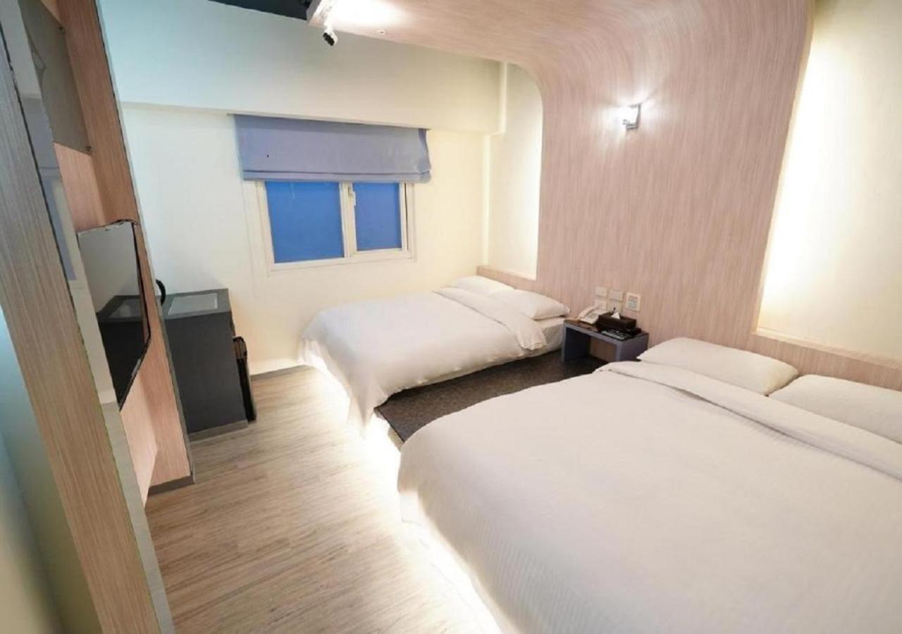 Walker Hotel - Sanchong Taipei Exterior foto